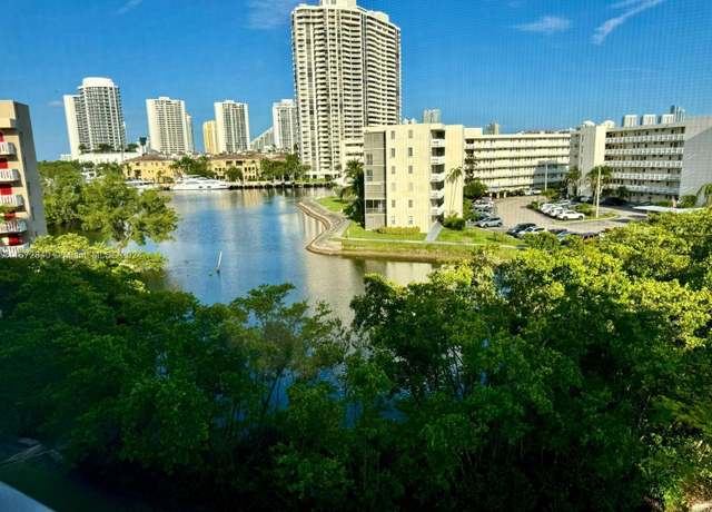 Property at 2930 Point East Dr Unit E512, Aventura, FL 33160, 1 bed, 1 bath