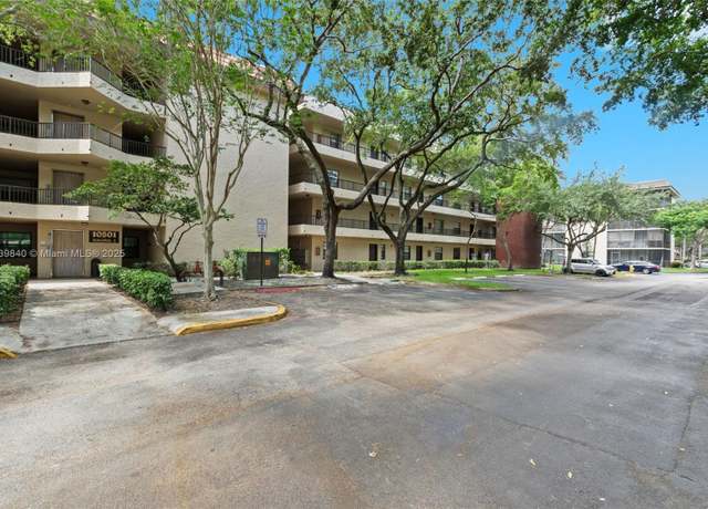 Property at 10501 W Broward Blvd #407, Plantation, FL 33324, 2 beds, 2 baths