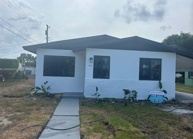 Property at 1621 NW 27th Ter, Fort Lauderdale, FL 33311, 3 beds, 1 bath