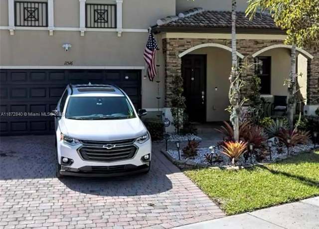 Property at 11516 SW 234th St, Homestead, FL 33032, 5 beds, 3.5 baths