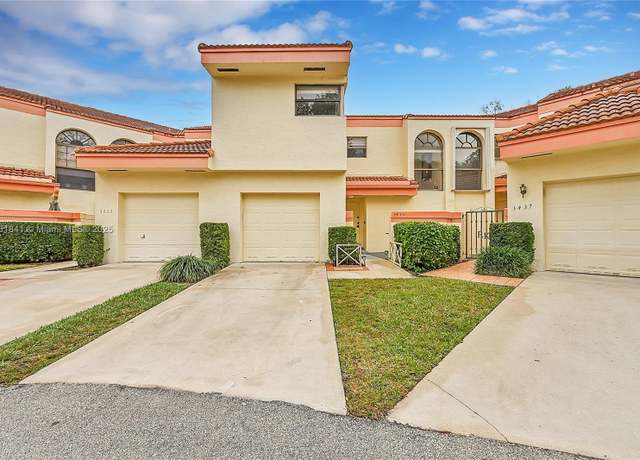 Property at 3435 Laurel Oaks Ln #603, Hollywood, FL 33021, 3 beds, 2.5 baths