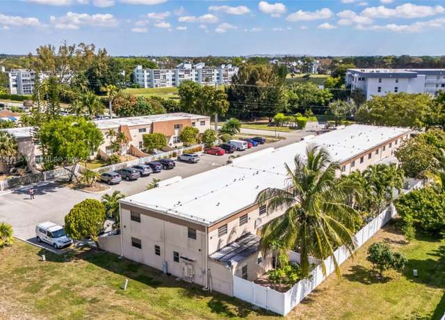 Property at 8090 NW 13th St Unit I, Margate, FL 33063, 3 beds, 2.5 baths
