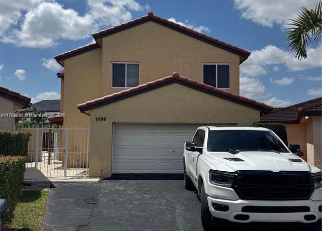 Property at 1096 SW 134th Ct, Miami, FL 33184, 5 beds, 2.5 baths