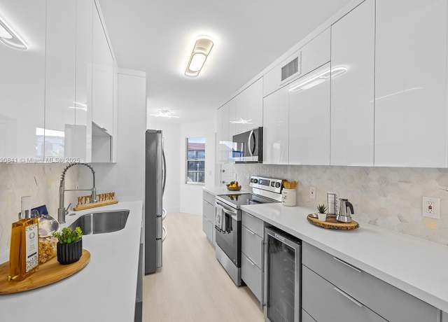 Property at 13000 SW 15th Ct Unit 310U, Pembroke Pines, FL 33027, 2 beds, 2 baths