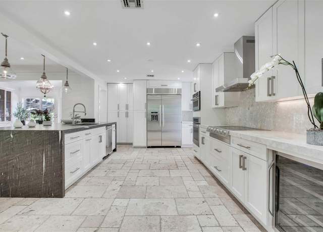 Property at 1161 Sunset Dr, Coral Gables, FL 33143, 5 beds, 4 baths