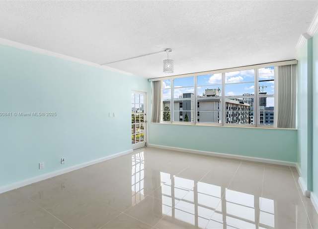Property at 2025 NE 164th St #907, North Miami Beach, FL 33162, 1 bed, 1.5 baths
