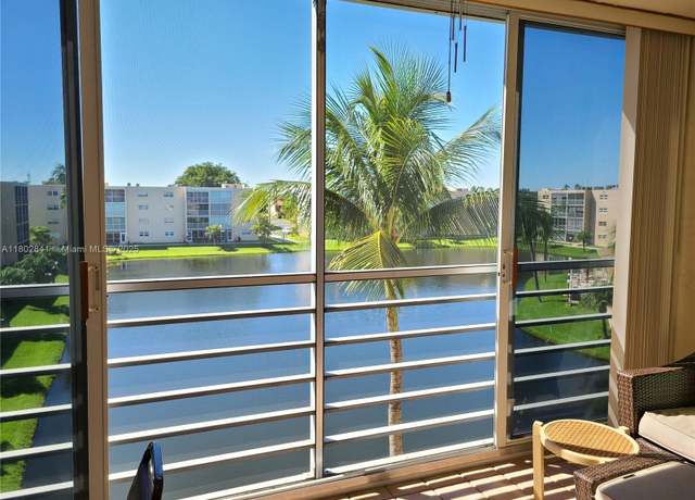 Property at 424 SE 10th St #405, Dania Beach, FL 33004, 2 beds, 2 baths
