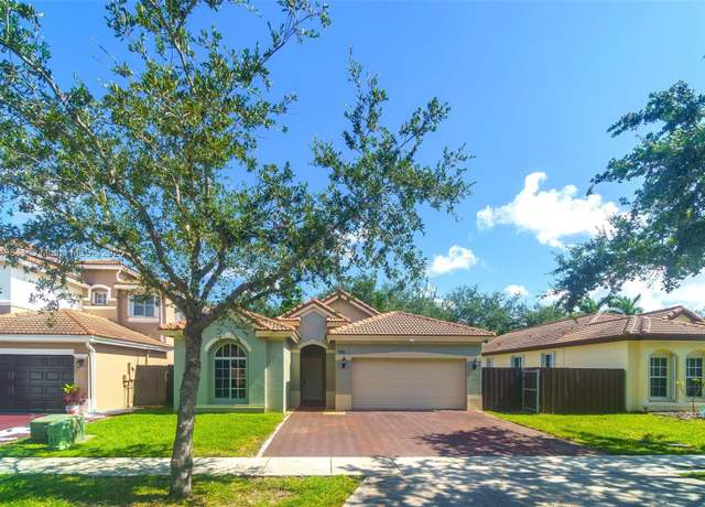 Property at 2219 SE 1st St, Homestead, FL 33033, 3 beds, 2 baths