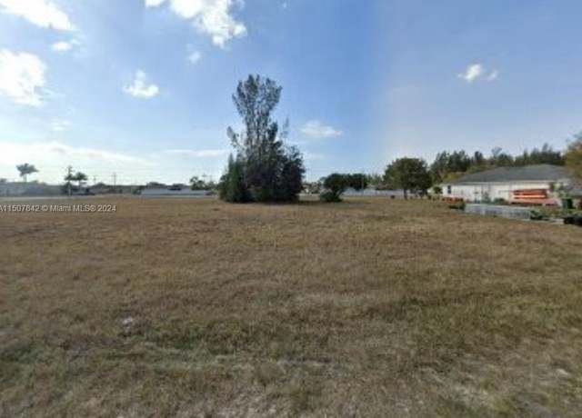 Property at 1218 SW 15 Pl, Other City - In The State Of Florida, FL 33991