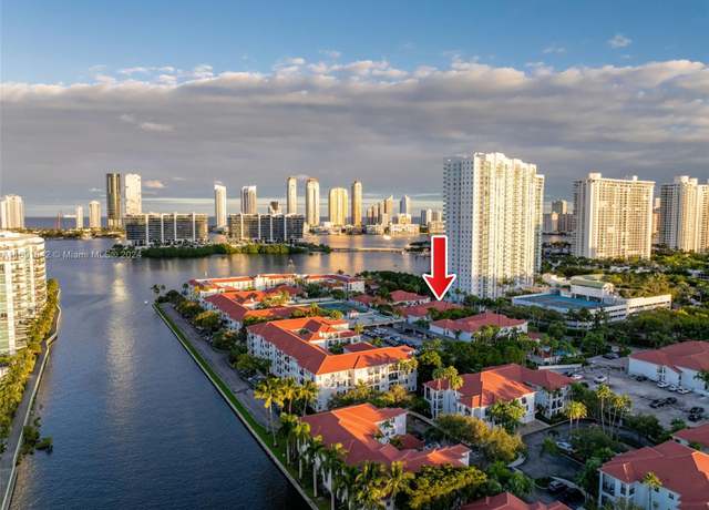 Property at 3225 NE 184th St #10205, Aventura, FL 33160, 2 beds, 2 baths