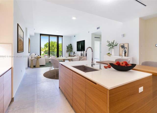 Property at 3581 E Glencoe St #307, Miami, FL 33133, 2 beds, 3 baths