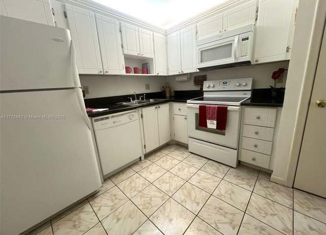 Property at 4851 NW 21st St #301, Lauderhill, FL 33313, 1 bed, 1.5 baths