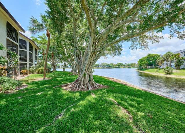 Property at 5380 Cedar Lake Dr #204, Boynton Beach, FL 33437, 2 beds, 2 baths