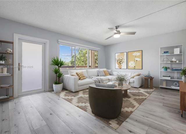 Property at 3067 Newport Q, Deerfield Beach, FL 33442, 1 bed, 1.5 baths