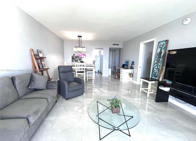 Property at 2930 Point East Dr Unit E606, Aventura, FL 33160, 1 bed, 1 bath