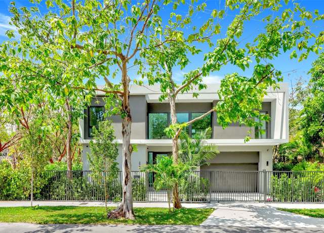 Property at 2942 Center St, Miami, FL 33133, 5 beds, 6 baths
