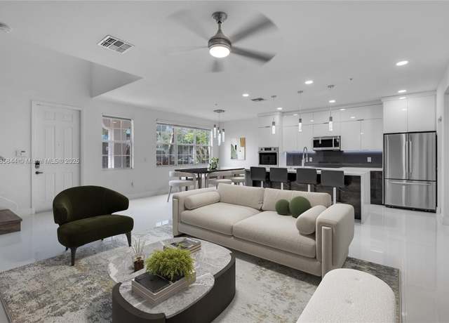 Property at 11976 SW 29th St, Miramar, FL 33025, 3 beds, 2.5 baths