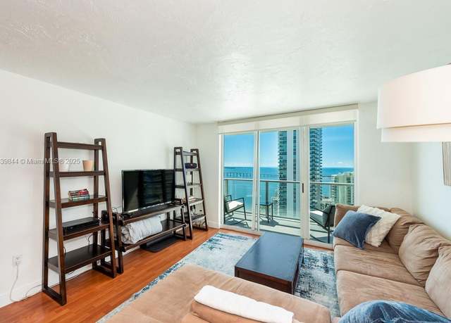 Property at 1155 Brickell Bay Dr #3403, Miami, FL 33131, 2 beds, 2 baths