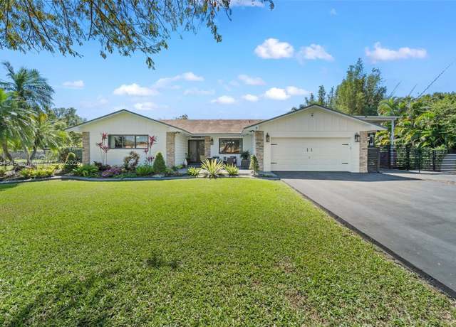 Property at 16830 SW 62nd St, Southwest Ranches, FL 33331, 5 beds, 3.5 baths