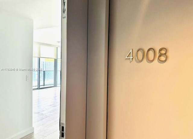 Property at 55 SW 9th St #4008, Miami, FL 33130, 2 beds, 2 baths