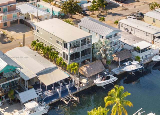 Property at 1515 Aqueduct Ln, Key Largo, FL 33037, 4 beds, 5 baths