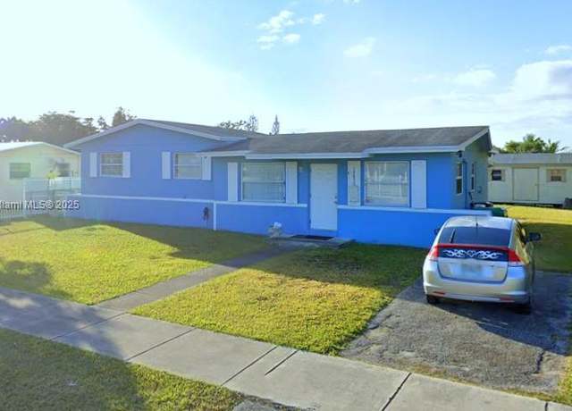 Property at 14850 SW 297th St, Homestead, FL 33033, 3 beds, 2 baths