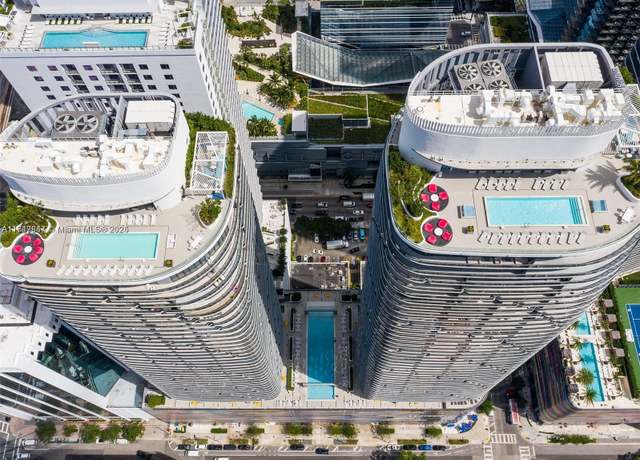Property at 45 SW 9th St #4703, Miami, FL 33130, 2 beds, 2.5 baths