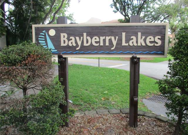 Property at 1760 SW Bayberry Dr #1760, Pembroke Pines, FL 33024, 3 beds, 2.5 baths