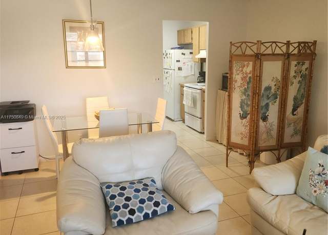 Property at 10004 Twin Lakes Dr Unit 36-F, Coral Springs, FL 33071, 2 beds, 2 baths