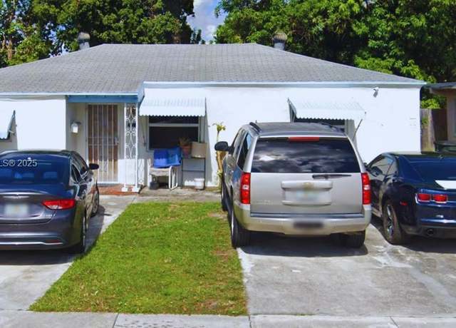 Property at 625 NE 130th St, North Miami, FL 33161, 2 beds, 1 bath