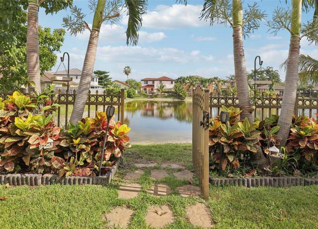 Property at 14842 SW 22nd Ter, Miami, FL 33185, 4 beds, 2 baths