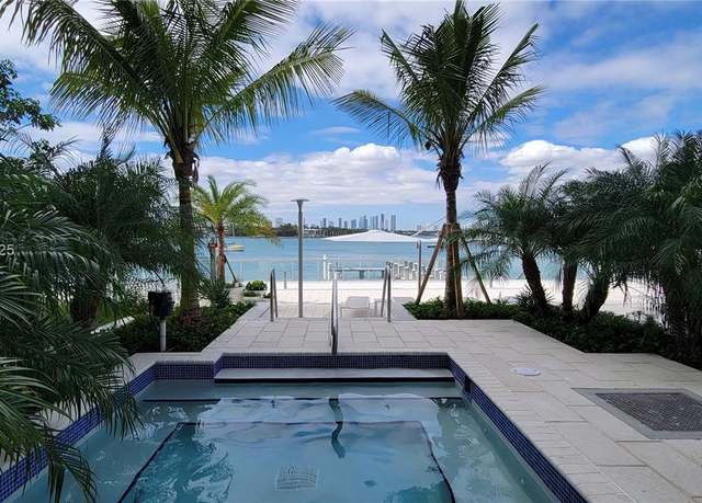 Property at 1000 West Ave #1204, Miami Beach, FL 33139, 1 bath