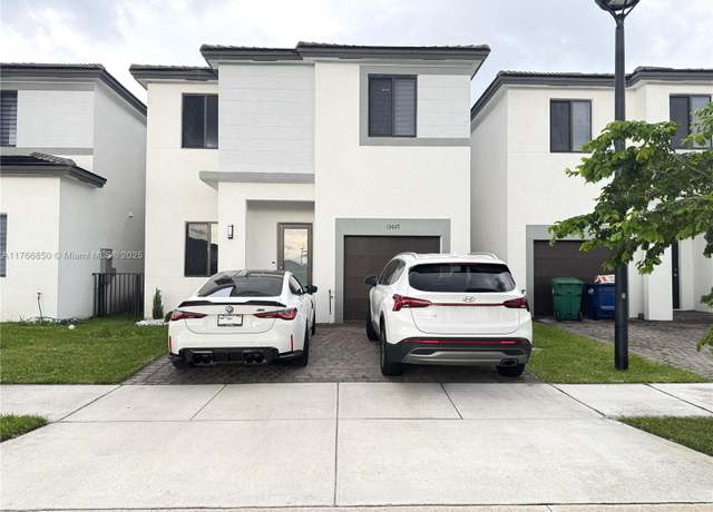 Property at 13627 SW 157th Ct, Miami, FL 33196, 4 beds, 4 baths
