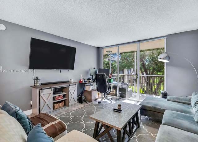 Property at 3321 NW 47th Ter #330, Lauderdale Lakes, FL 33319, 2 beds, 2 baths