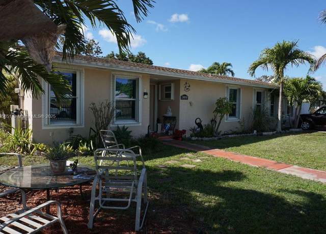 Property at 19050 125th Ave, Miami, FL 33177, 3 beds, 2 baths