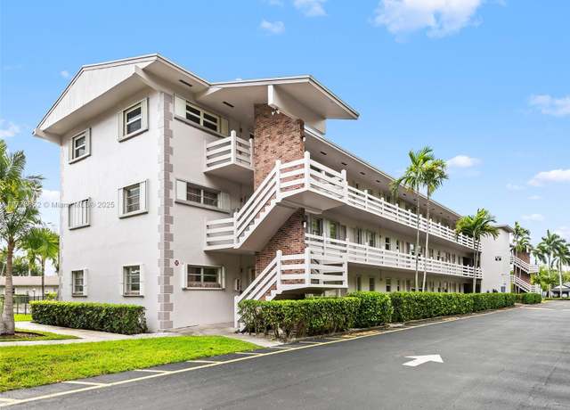 Property at 700 Layne Blvd #221, Hallandale Beach, FL 33009, 1 bed, 1 bath