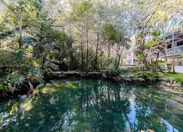 Property at 11300 SW 94th Ave, Miami, FL 33176, 5 beds, 4 baths