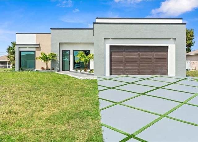 Property at 2027 NE 18th St, Cape Coral, FL 33909, 3 beds, 3 baths