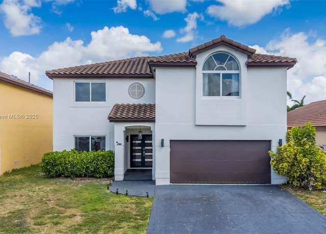 Property at 8323 NW 196th Ter, Hialeah, FL 33015, 4 beds, 2.5 baths