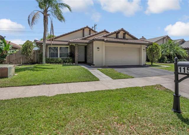 Property at 11580 S Quayside Dr, Cooper City, FL 33026, 3 beds, 2 baths