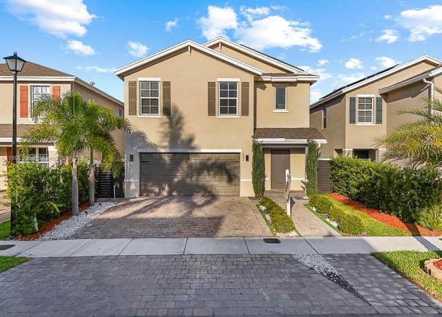 Property at 501 NE 6th Ct, Florida City, FL 33034, 5 beds, 3 baths