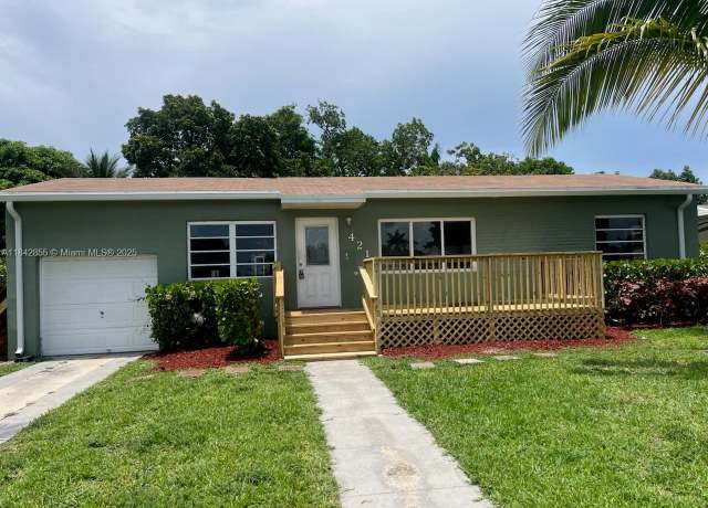 Property at 421 NW 150th St, Miami, FL 33168, 3 beds, 1 bath