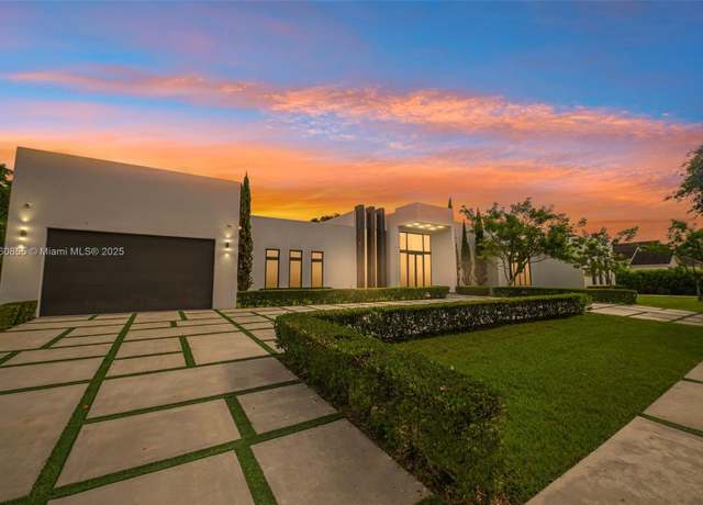 Property at 6175 SW 128th St, Pinecrest, FL 33156, 6 beds, 6 baths