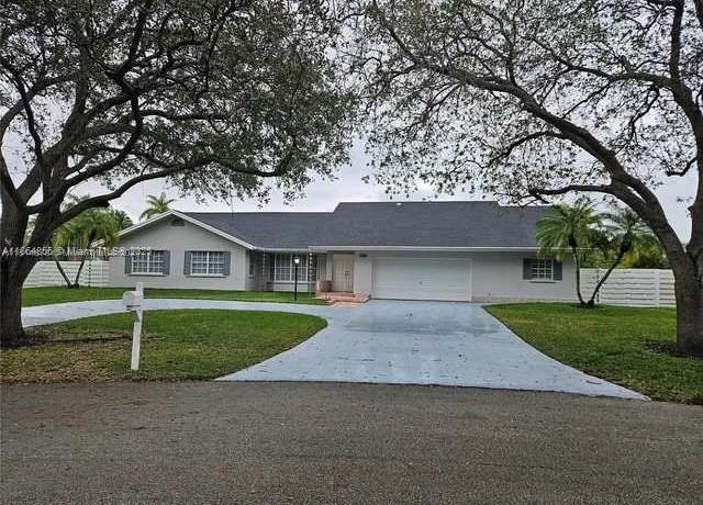 Property at 14763 SW 152nd Pl, Miami, FL 33196, 4 beds, 2.5 baths