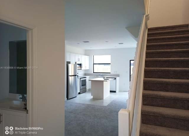 Property at 21430 NE 3 Pl, Miami, FL 33179, 3 beds, 3 baths