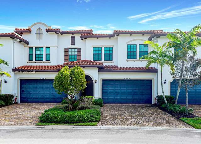Property at 1601 SW 113th Ave #1601, Pembroke Pines, FL 33025, 3 beds, 2.5 baths