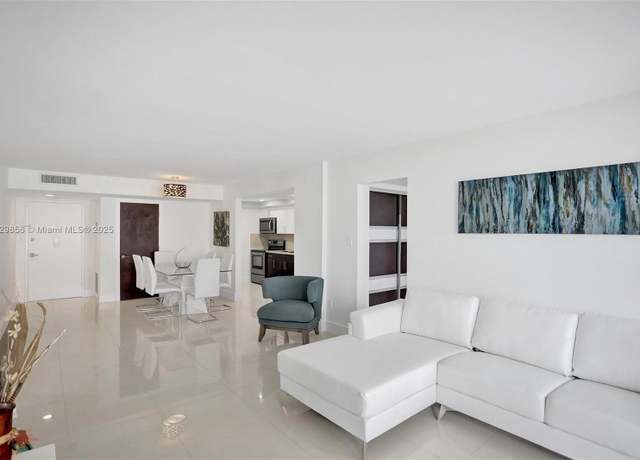 Property at 18051 Biscayne Blvd #402, Aventura, FL 33160, 2 beds, 2 baths