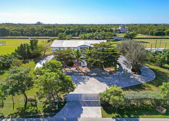 Property at 19870 SW 190th St, Miami, FL 33187, 6 beds, 6 baths