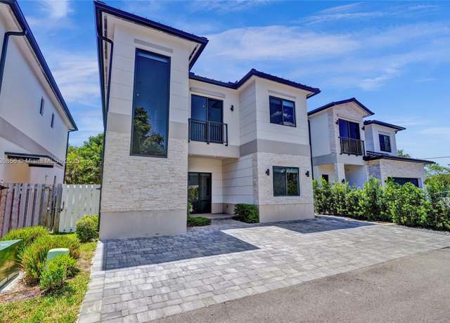 Property at 7759 SW 99th St, Miami, FL 33156, 5 beds, 3.5 baths