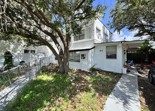 Property at 1613 NW 45th St, Miami, FL 33142, 3228 baths